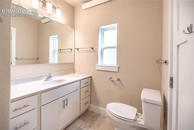 525 E Kiowa Street, Colorado Springs, CO 80903