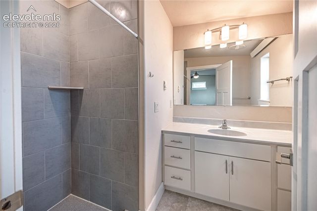 525 E Kiowa Street, Colorado Springs, CO 80903