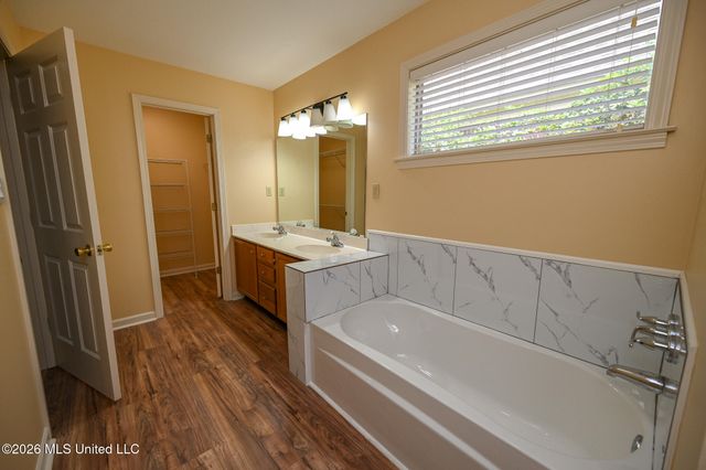 9051 Champlain Drive, Olive Branch, MS 38654