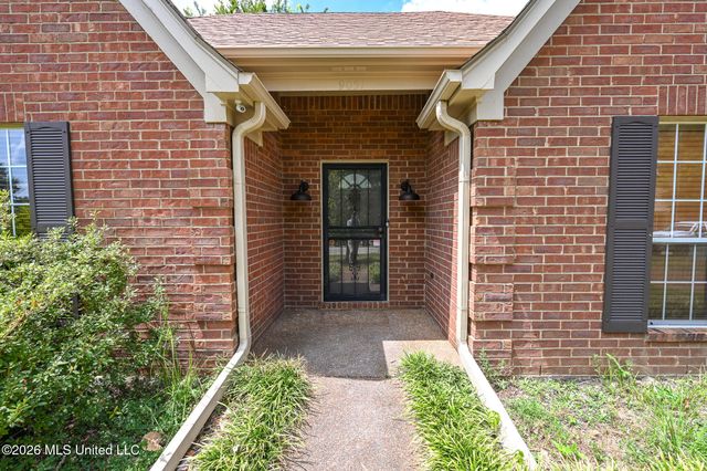 9051 Champlain Drive, Olive Branch, MS 38654
