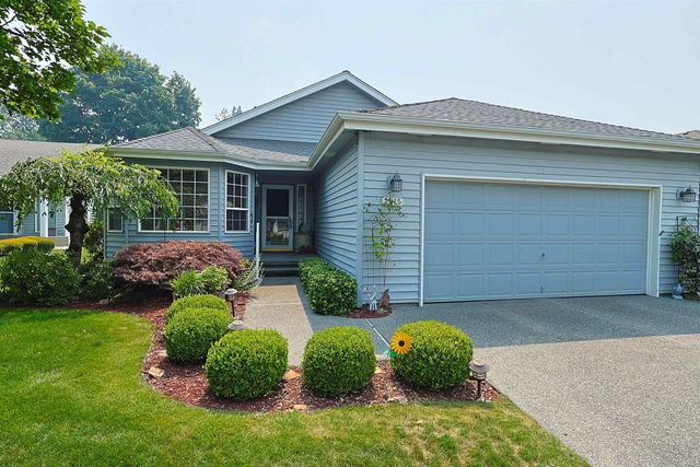 3815 S GREYSTONE Ln, Spokane, WA 99223