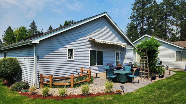 3815 S GREYSTONE Ln, Spokane, WA 99223