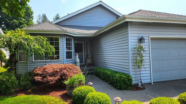 3815 S GREYSTONE Ln, Spokane, WA 99223
