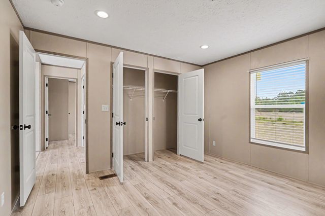 117 Melanie Brooke Ln., Conway, SC 29527