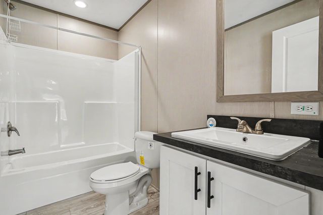 117 Melanie Brooke Ln., Conway, SC 29527