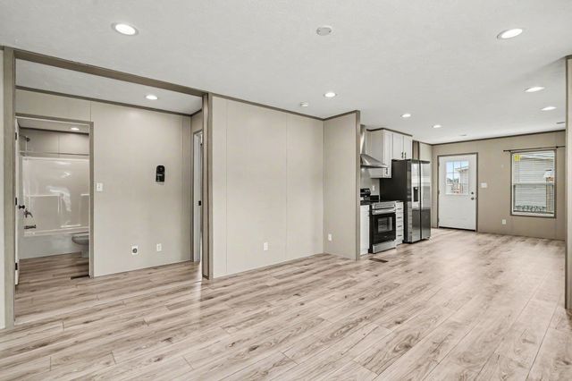 117 Melanie Brooke Ln., Conway, SC 29527