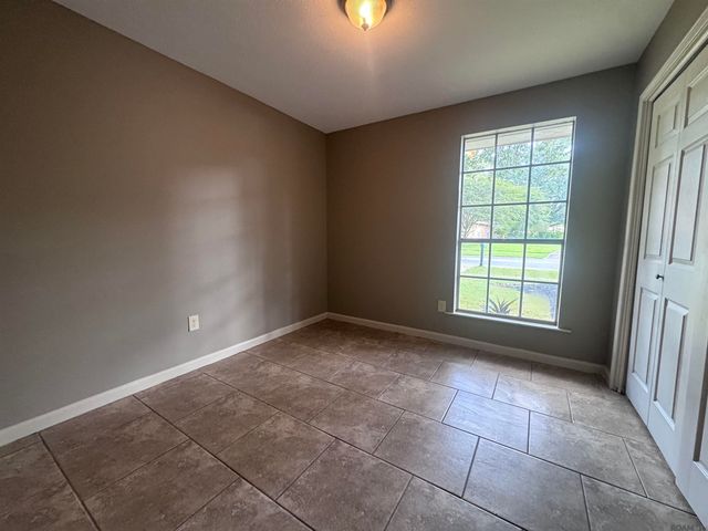 13338 E Shamrock Ave, Baton Rouge, LA 70814