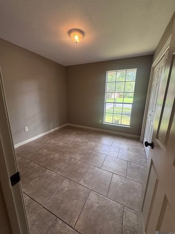 13338 E Shamrock Ave, Baton Rouge, LA 70814