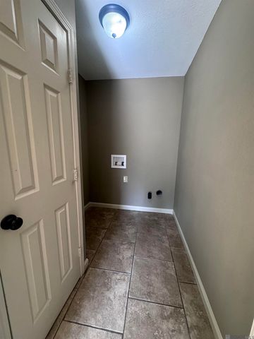 13338 E Shamrock Ave, Baton Rouge, LA 70814