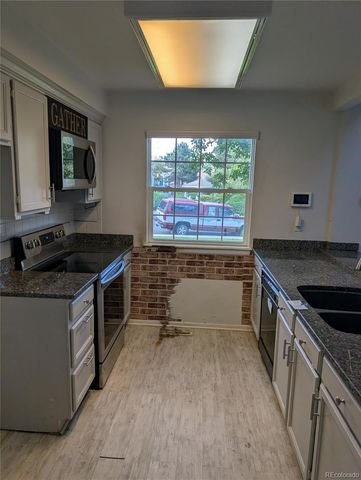1041 S Fraser Way, Aurora, CO 80012