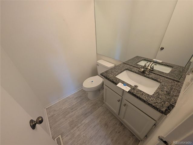 1041 S Fraser Way, Aurora, CO 80012