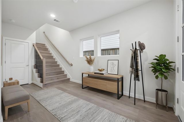6330 Paddington Bend Drive, Houston, TX 77008