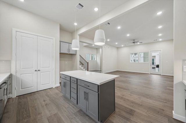 6330 Paddington Bend Drive, Houston, TX 77008