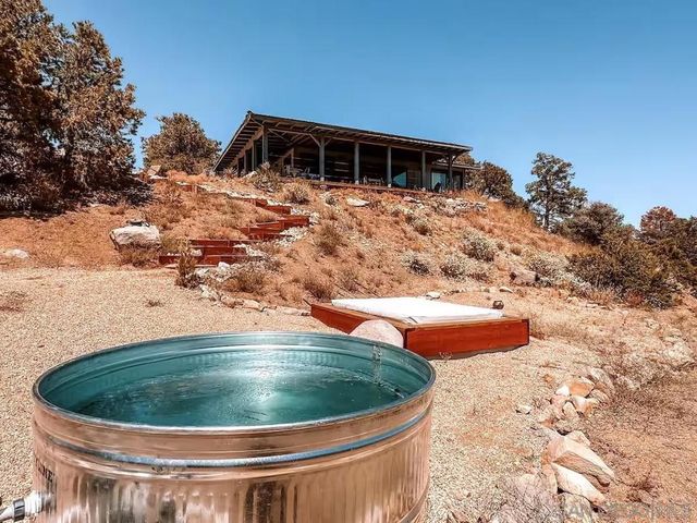 48311 Burns Canyon Rd, Pioneertown, CA 92268