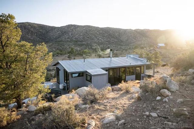 48311 Burns Canyon Rd, Pioneertown, CA 92268