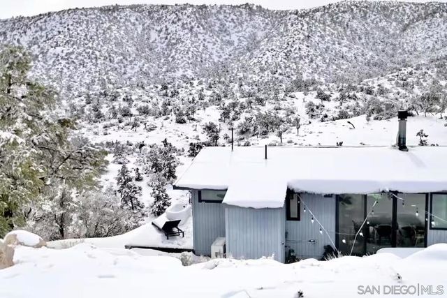 48311 Burns Canyon Rd, Pioneertown, CA 92268