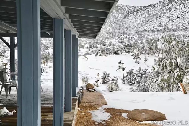 48311 Burns Canyon Rd, Pioneertown, CA 92268