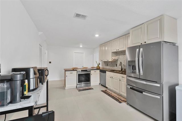 5054 ARRAPAHOE STREET, St Cloud, FL 34771