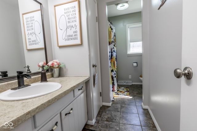 7683 Bellsville Pike, Nashville, IN 47448