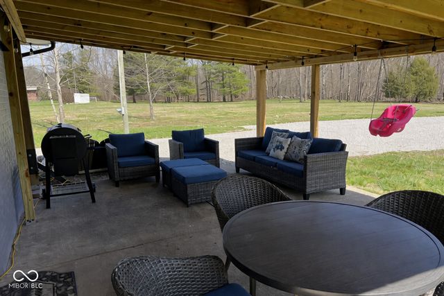 7683 Bellsville Pike, Nashville, IN 47448