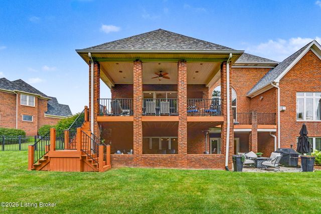 2126 Highland Springs Pl, Louisville, KY 40245