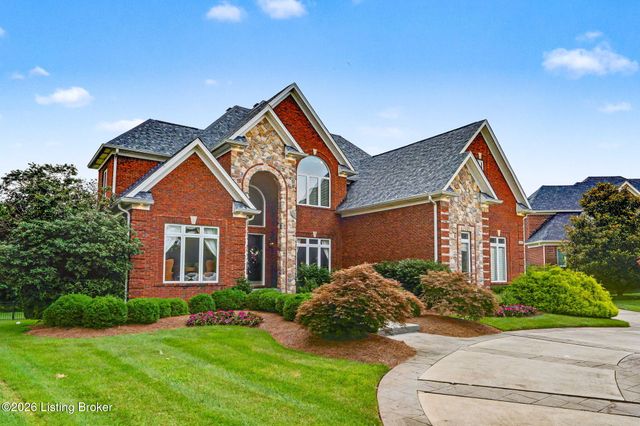 2126 Highland Springs Pl, Louisville, KY 40245