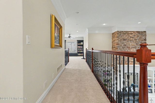 2126 Highland Springs Pl, Louisville, KY 40245