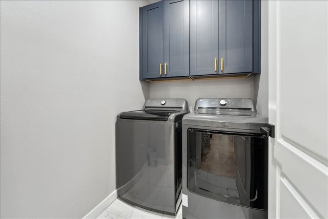 707 N Wilhite Street, Cleburne, TX 76031