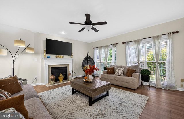 9222 CAMPFIRE CT, Bristow, VA 20136