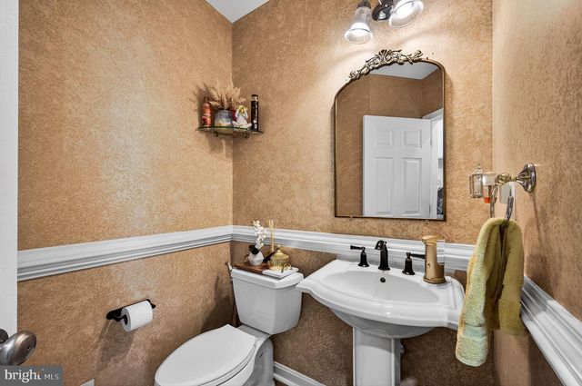 9222 CAMPFIRE CT, Bristow, VA 20136