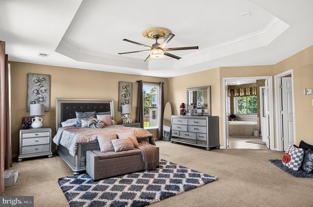 9222 CAMPFIRE CT, Bristow, VA 20136