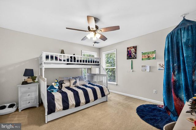9222 CAMPFIRE CT, Bristow, VA 20136