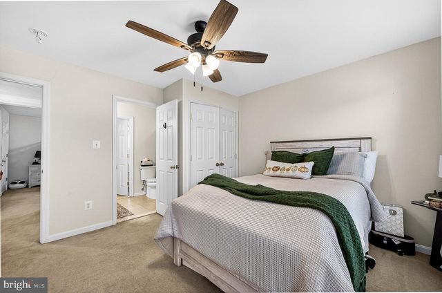 9222 CAMPFIRE CT, Bristow, VA 20136