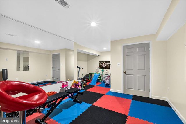 9222 CAMPFIRE CT, Bristow, VA 20136
