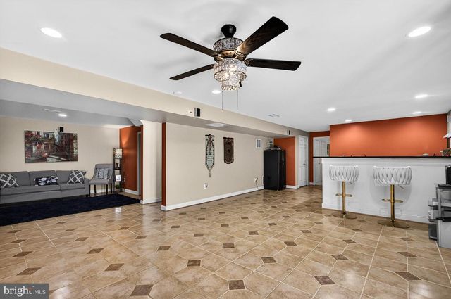 9222 CAMPFIRE CT, Bristow, VA 20136