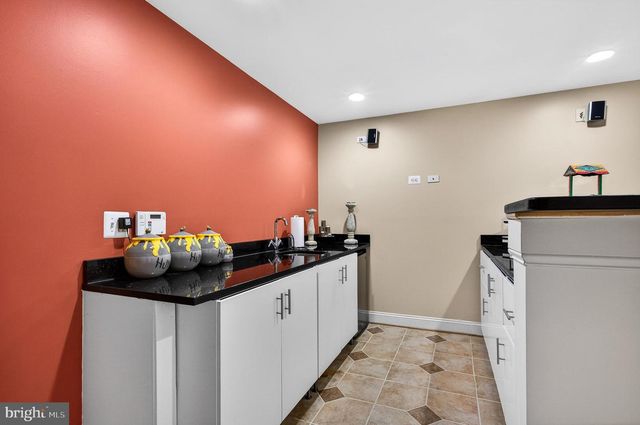 9222 CAMPFIRE CT, Bristow, VA 20136