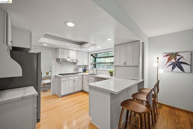 206 Sheila Ct, Moraga, CA 94556