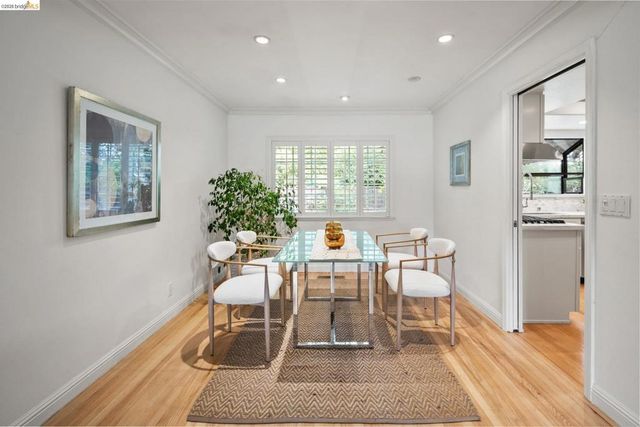 206 Sheila Ct, Moraga, CA 94556