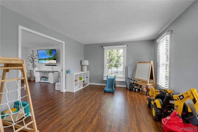 8426 Stringham Drive, Batavia, NY 14020