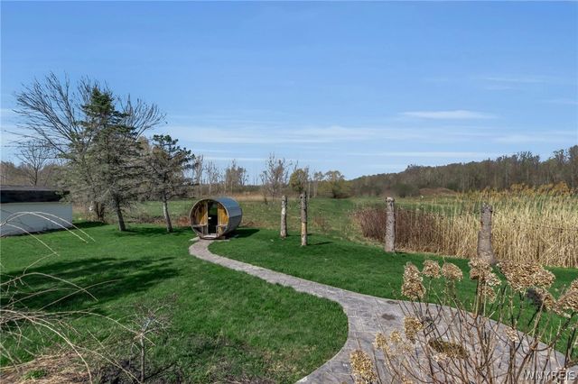 8426 Stringham Drive, Batavia, NY 14020