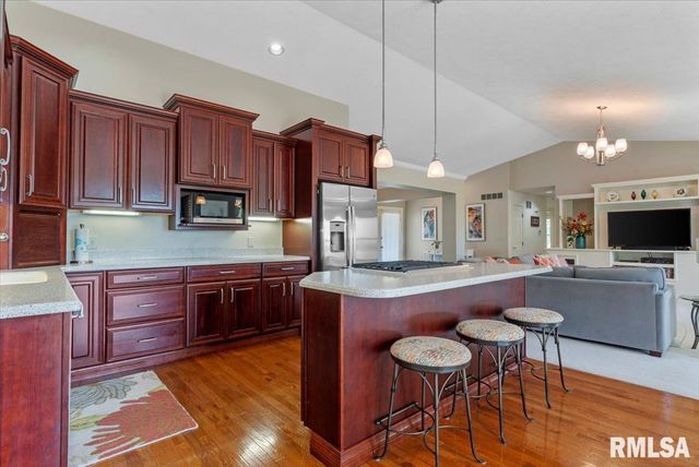 3500 DEER RUN Drive, Springfield, IL 62711