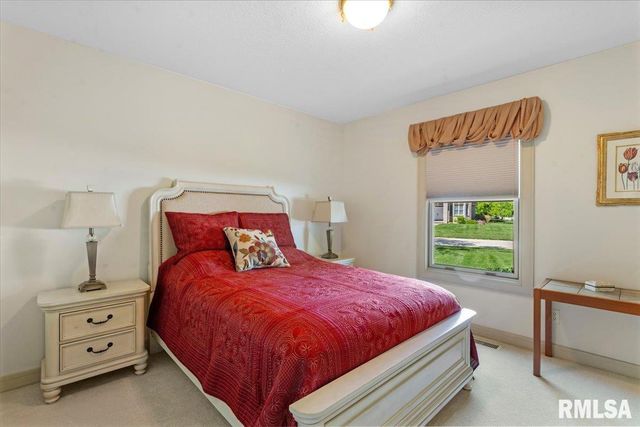 3500 DEER RUN Drive, Springfield, IL 62711