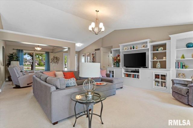 3500 DEER RUN Drive, Springfield, IL 62711