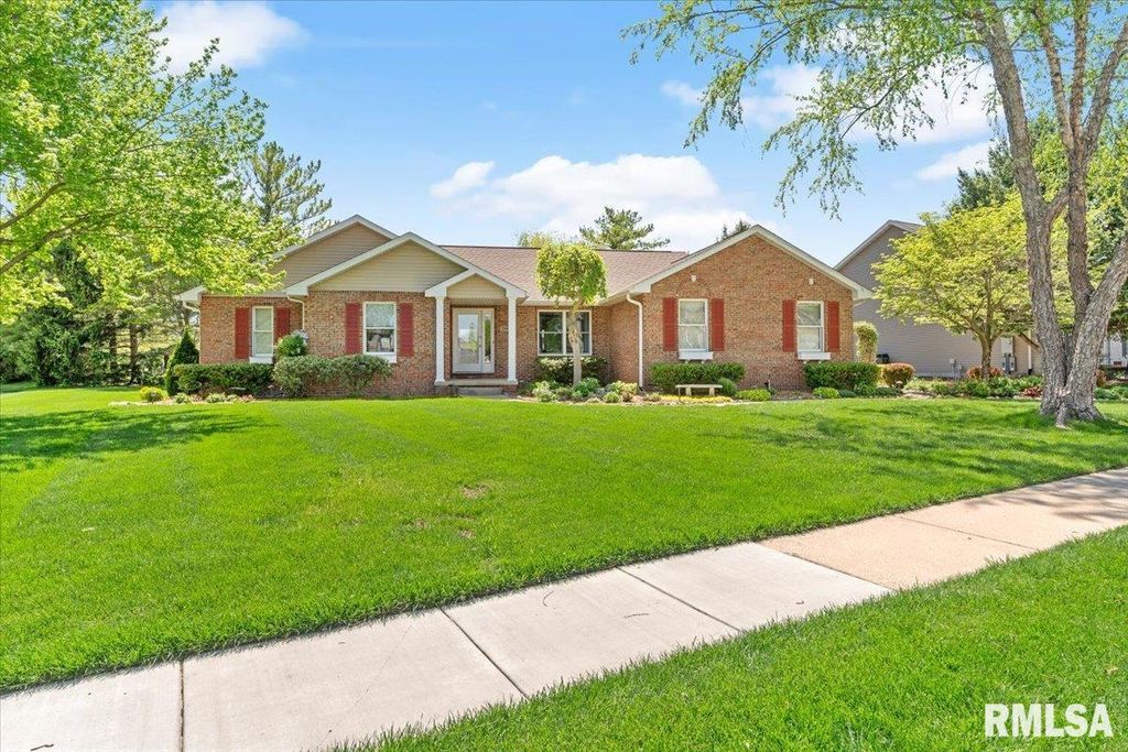 3500 DEER RUN Drive, Springfield, IL 62711
