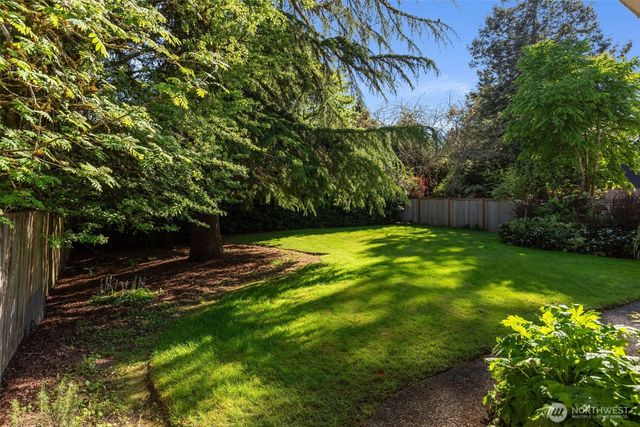 10435 SE 13th Street, Bellevue, WA 98004
