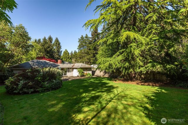 10435 SE 13th Street, Bellevue, WA 98004
