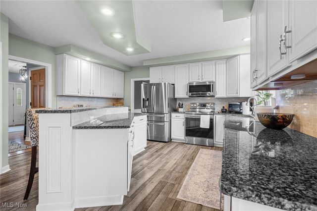 5845 Royal Hill Circle NE, Canton, OH 44721