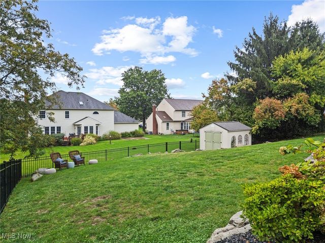 5845 Royal Hill Circle NE, Canton, OH 44721