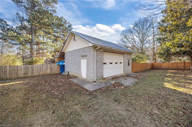 236 Donna Road, Asheboro, NC 27205