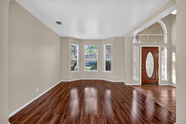3338 Bending Creek, San Antonio, TX 78261